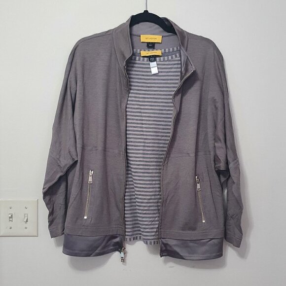 St. John Tan Stripe Top and Sweater Set - Picture 1 of 12